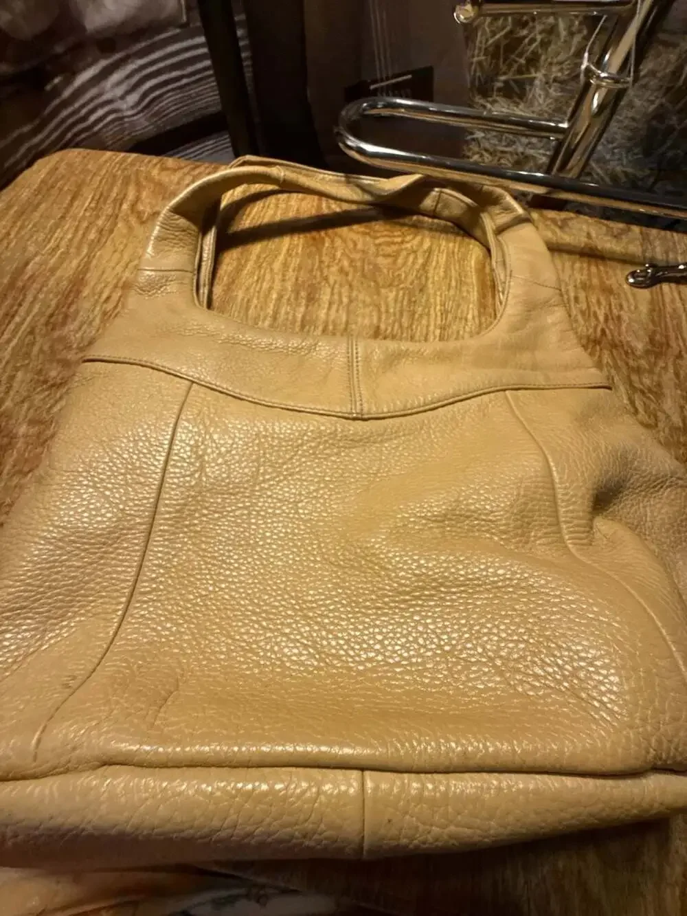 Tignanello Pebbled Leather Hobo Shoulder Bag in Tan